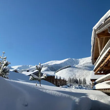 Challet Jasna Exclusive **** بيت خشبي *